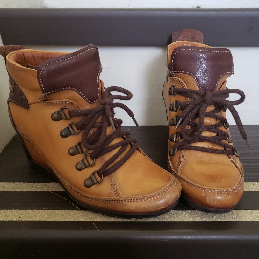 Pikolinos boots